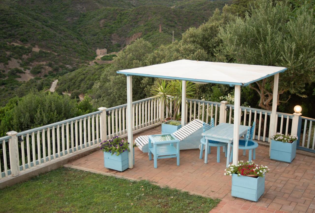 Nel verde del Villaggio - Casetta Celeste Gonnesa Buitenkant foto
